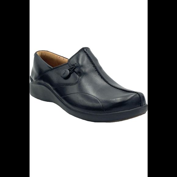 Clarks Unstructured Leather Slip On Shoes Un Loop 2 Walk Black - Narrow - Picture 2 of 5